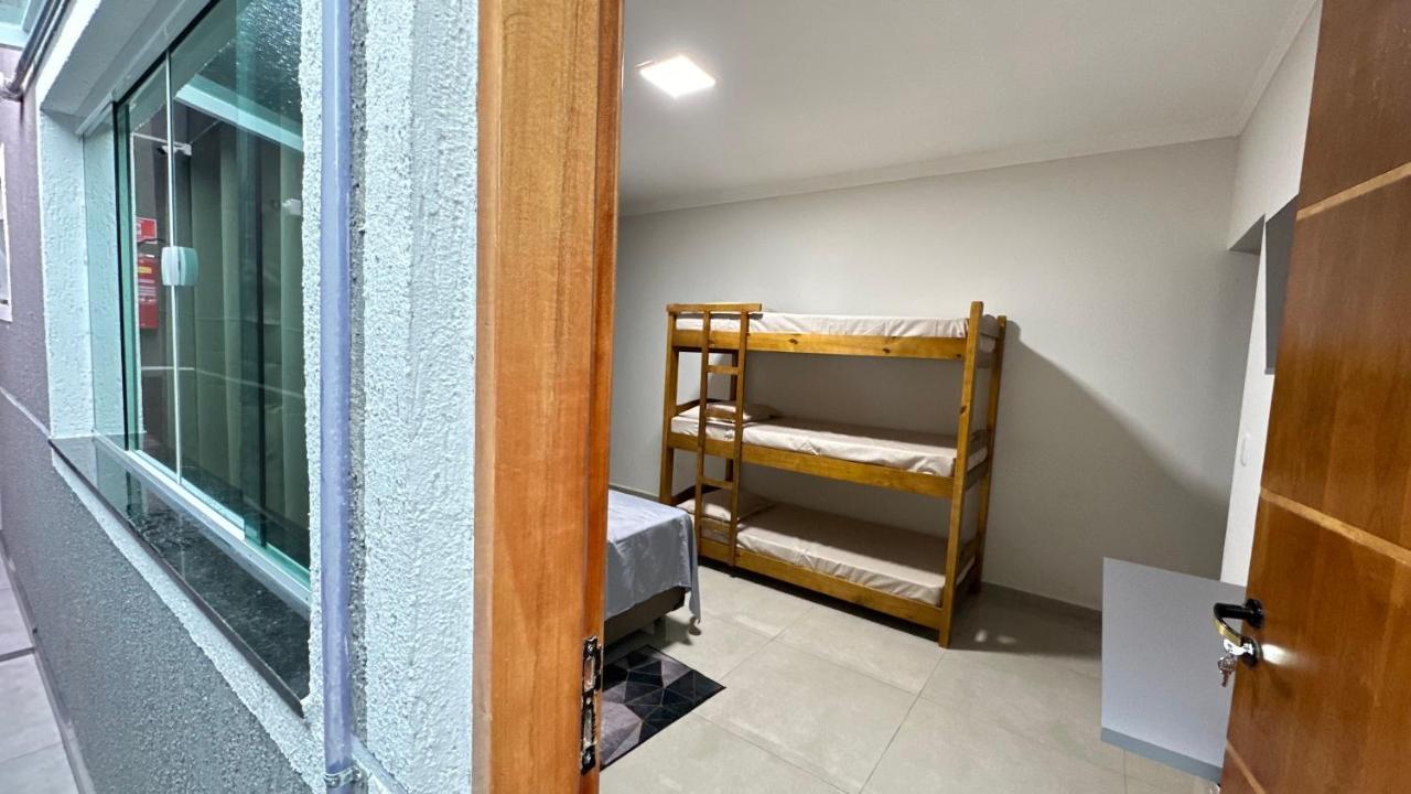 Guaru Inn Hostel Гуарульюс Екстер'єр фото