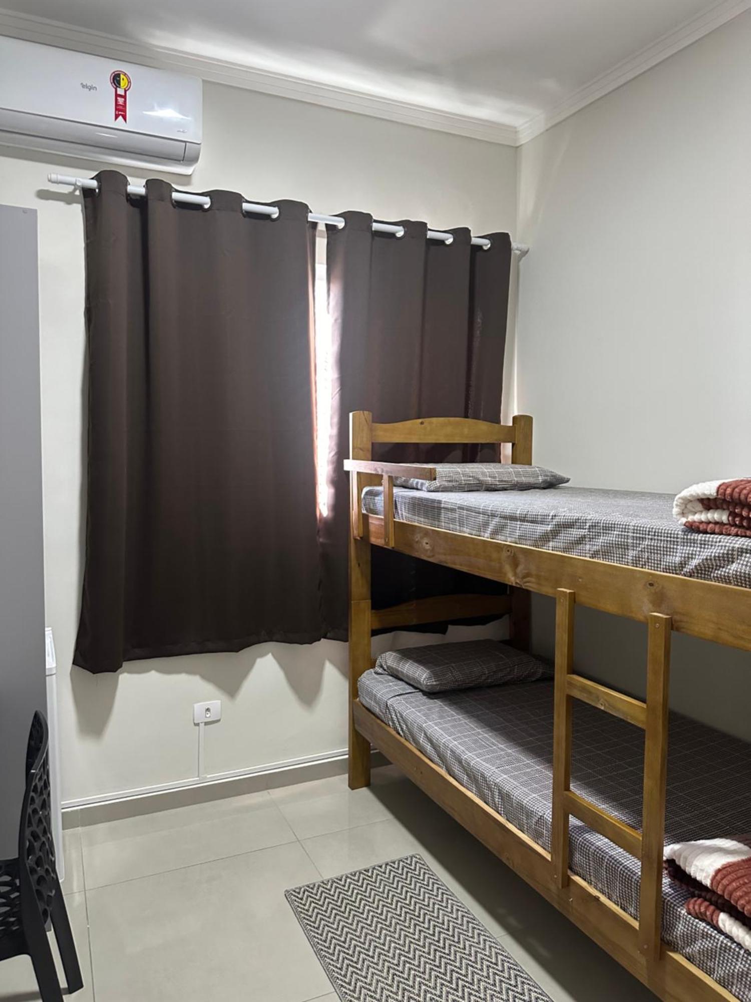 Guaru Inn Hostel Гуарульюс Екстер'єр фото